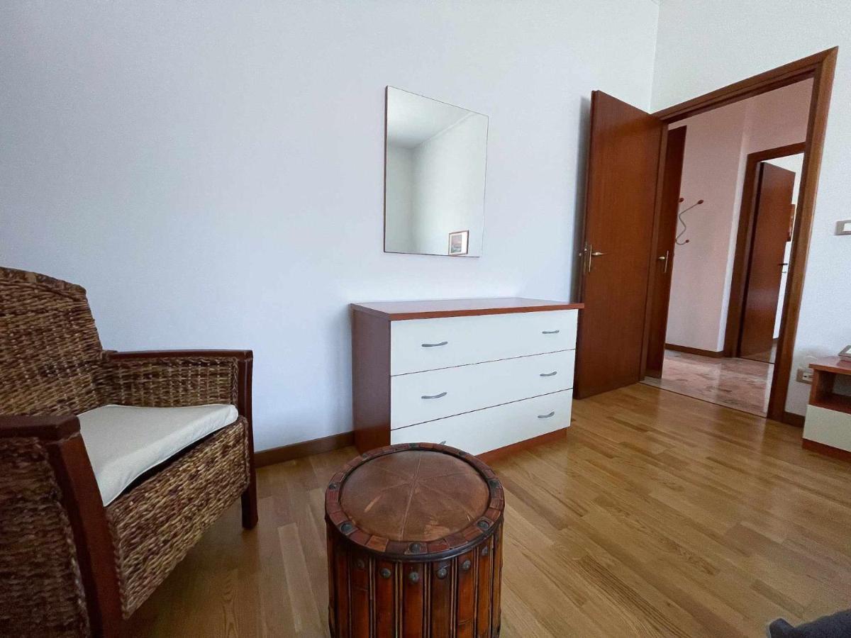Terrazza San Martino Apartment Беладжо Екстериор снимка
