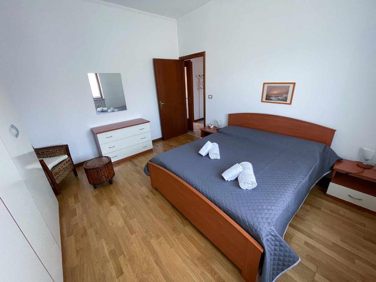 Terrazza San Martino Apartment Беладжо Екстериор снимка